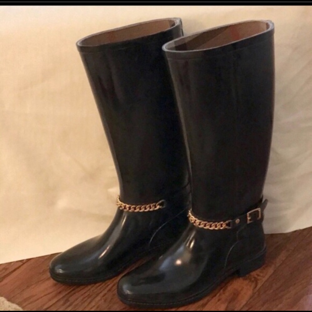 Burberry Rain Boots Size 8.5   38Euro